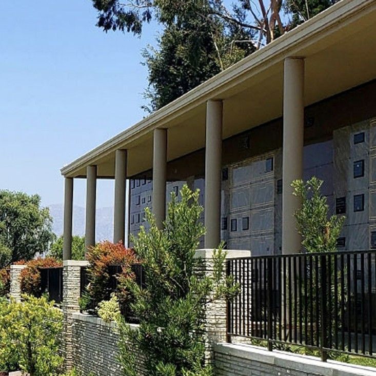 Mount Sinai - Hollywood Hills location